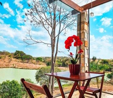 Jaboticatubas Other | Relaxing Chalet Loft with Hot Tub by Lagoa in Serra do Cipó