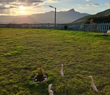 Nucleo Maua Other | Pet-Friendly Chalé Mirante Da Guapiara with Hot Tub