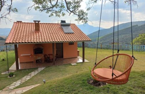 Aiuruoca Other | Pet-Friendly Chalé Mirante Da Guapiara with Hot Tub