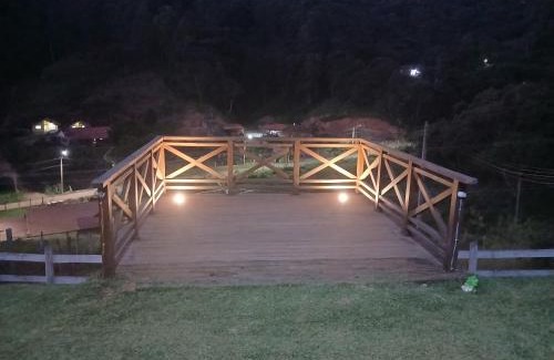 Camanducaia Cabin | Relaxing Chalé Monte Verde with Hot Tub & Family-Friendly Amenities