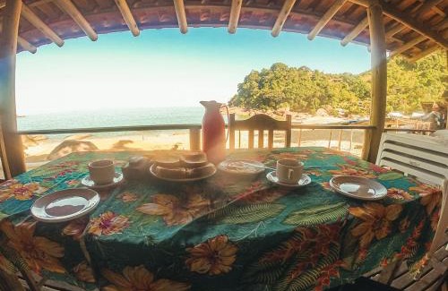Paraty Ski Chalet | Beachfront Chalé in Ponta Negra with 9/10 Guest Rating