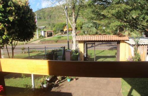 Picada Cafe Ski Chalet | Pet-Friendly Chalé in Serra Gaúcha with 9.5/10 Rating