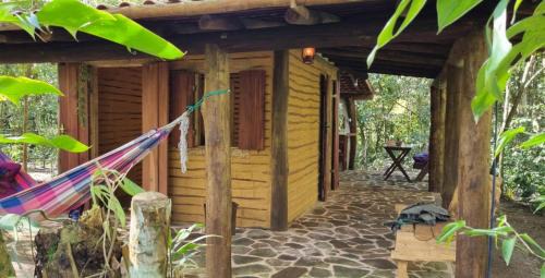Paraty Cabin | Ocean View Retreat at Chalé O Canto dos Pássaro