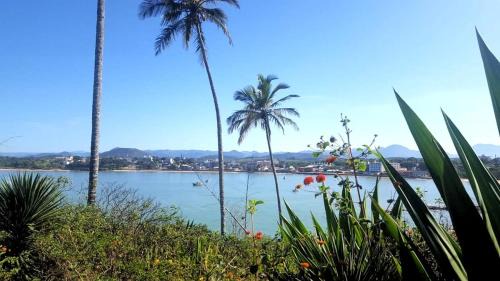 Meaipe House | Chalé Orquídea Praia de Meaípe - Guarapari, Espírito Santo