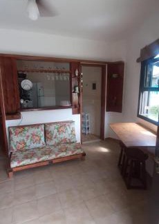 Rio das Ostras House | Relax at Chalé Pé na Areia - Family-Friendly Retreat