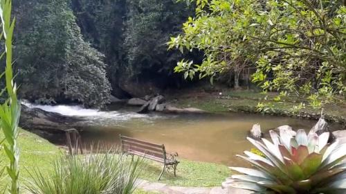 Lumiar House | Pet-Friendly Chalé Paraíso With Kid-Friendly Amenities