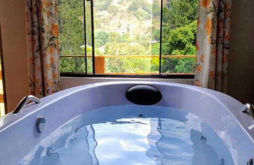 Costas Ski Chalet | Guest Rated: Experience Chalé Portal Lazer Today!