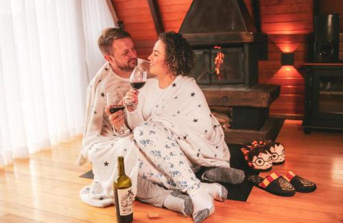 Bom Retiro Ski Chalet | Discover Cabanas Malbec: Pet-Friendly Paradise with Hot Tub