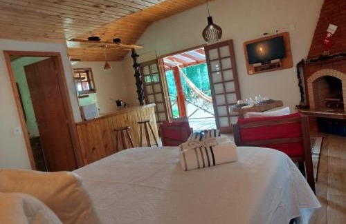 Camanducaia Apartment | Guest Rated 10/10 at Chalé Recanto Belo with Breakfast & Pets
