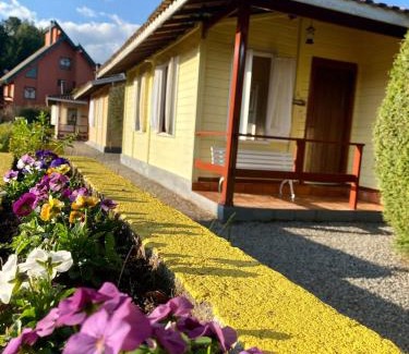 Jardim Europa House | Cozy Chalé Recanto das Flores Near Capivari - 4 Star Stay
