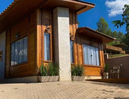 Pedra Azul House | Experience Recanto do Pimenta: 10/10 Rated Family Retreat