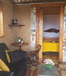 Sao Bento do Sapucai Cabin | Pet-Friendly Chalé Refugio da Pedra SP - Rated 9.5/10
