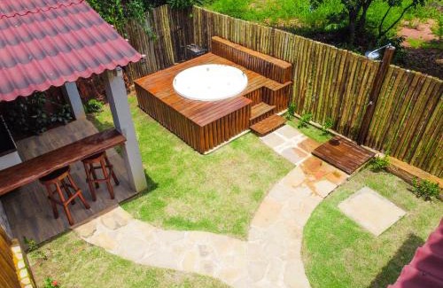 Lencois House | Discover Chalé Ribeirão de Baixo: Pet-Friendly Retreat