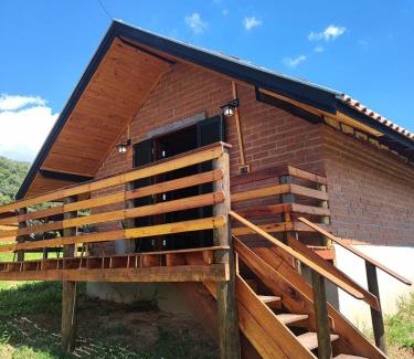 Santo Antonio do Pinhal Ski Chalet | Pet-Friendly Chalé Sítio São José: Family and Wheelchair Accessible