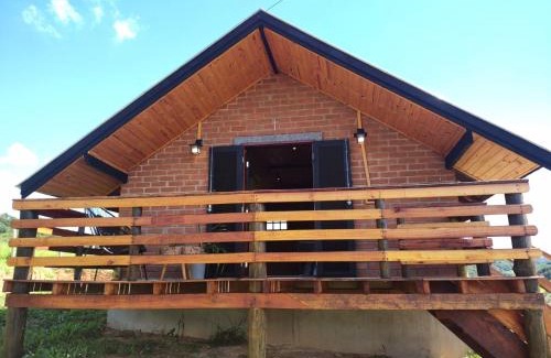 Santo Antonio do Pinhal Ski Chalet | Pet-Friendly Chalé Sítio São José: Family and Wheelchair Accessible