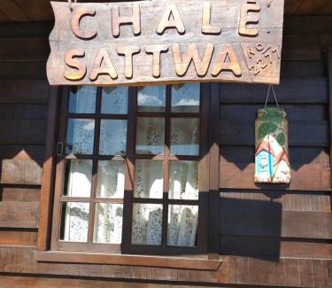 Prudentopolis Ski Chalet | Pet-Friendly Chalé Sattwa with Garage & WIFI Access