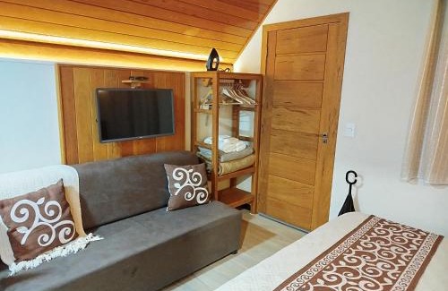 Santa Teresa Ski Chalet | Perfect Getaway at Chalé Sognare Uno - Pet & Child Friendly