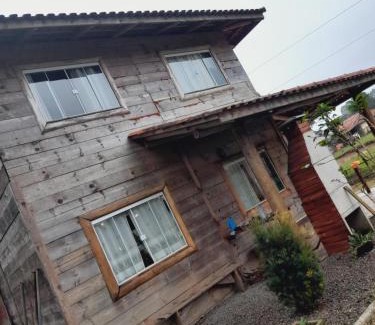 Campo Alegre House | Family-Friendly Chalé Sol Nascente SC with Pet Welcome