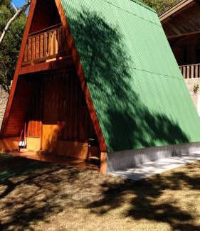 Campos do Jordao Ski Chalet | Relax at Chalé - Sossego 1: Pet and Child Friendly Stay