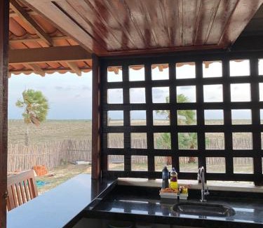Ponta do Anel House | Cozy Chalé Toca da Coruja with Ocean View at Praia do Macapá