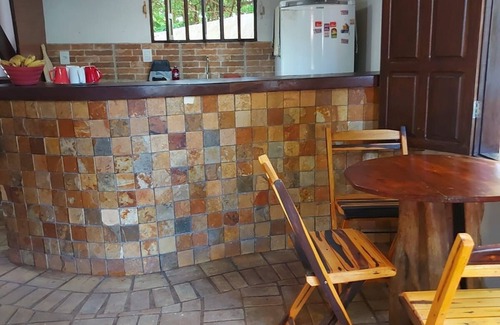 Pipa House | Cozy Chalé Da Lu: 2 Bedrooms with Hot Tub & Breakfast