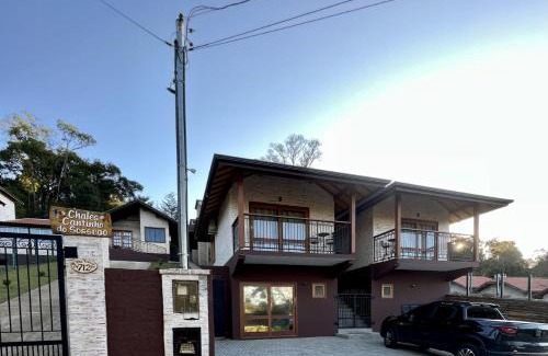 Monte Verde Cabin | Relaxing Chalés Cantinho do Sossego: Hot Tub & Family-Friendly