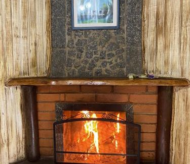 Maringa Hotel | Relax at Pousada Chalés Canto do Rio with Hot Tub Bliss