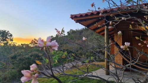 Cavalcante House | Scenic Chalés with Quality Comfort and Delicious Breakfast