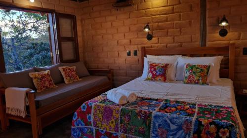 Cavalcante House | Scenic Chalés with Quality Comfort and Delicious Breakfast