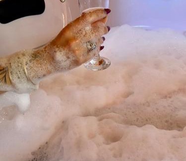Sao Francisco de Paula Cabin | Discover Chalés da Serra: Pet Friendly with Hot Tub Bliss