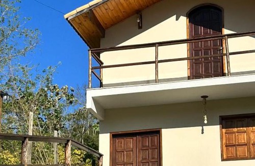 Casimiro de Abreu Ski Chalet | Experience Comfort at Chalés das Acácias - Rated 9.5/10!
