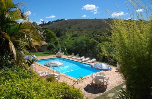 Baependi House | Discover Chalés de Minas Hotel Fazenda: Pet-Friendly Escape