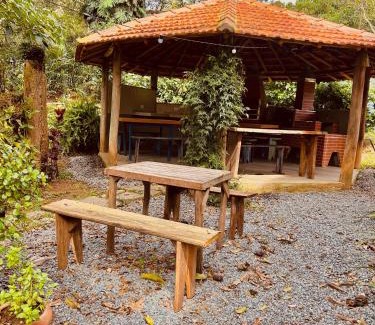 Passa Quatro House | Family-Friendly Retreat at Chalés Del'Minas - Rated 9/10