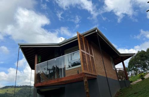 Monte Verde Cabin | Top-Rated Chalés Estrela da Mantiqueira with Hot Tub & Breakfast