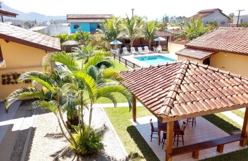 Massaguacu House | Family-Friendly Chalés Flamboyant with Ocean View & Pool