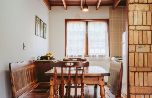 Campos do Jordao Apartment | Discover Comfort at Chalés Florestal with Pet-Friendly Amenities