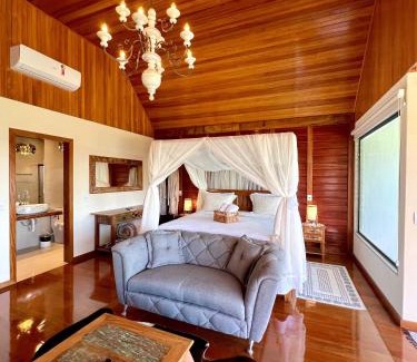 Venda Nova Do Imigrante Cabin | Discover Chalés Grecco: Pet-Friendly Oceanfront Retreat