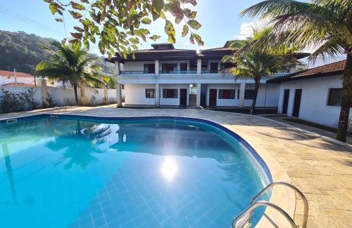Massaguacu Ski Chalet | Individually Designed Chalés with Pool, Steps from the Beach