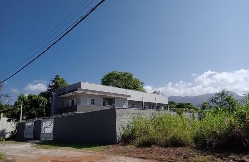 Maranduba Ski Chalet | Inviting Chalés Jussara: Oceanfront Retreat with Pool