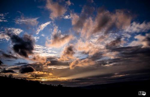 Corrego do Bom Jesus House | Top-Rated Chalés Kayoá: Family & Pet-Friendly Retreat