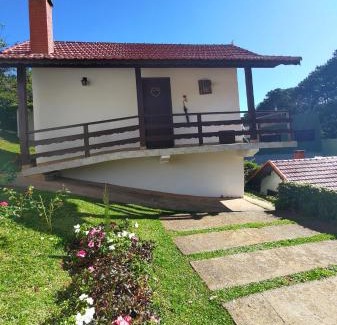 Monte Verde Cabin | Experience Chalés Leopoldo: Top-Rated Pet-Friendly Escape