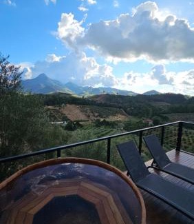 Vitor Hugo Villa | Discover Chalés Monte das Oliveiras with Hot Tub & Kitchen