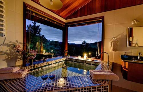 Visconde de Maua Hotel | Chalés Nó da Madeira: Oceanfront Retreat with Spa & Pool