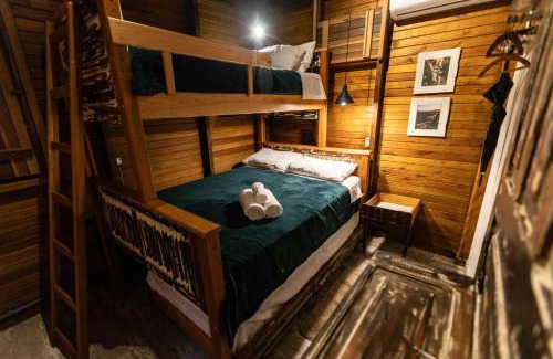 Lauro Muller Cabin | Discover Chalés no Meu Quintal: Pet-Friendly Retreat