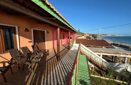 Icapui Apartment | Pet-Friendly Chalé Panulirus with Oceanfront Views