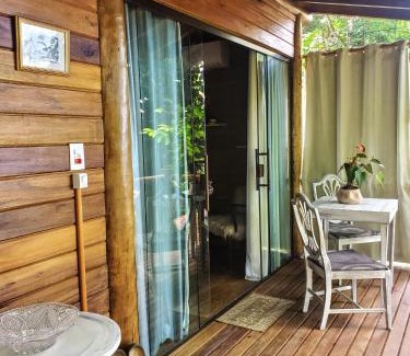 Paraty Bed & Breakfast | Pet-Friendly Chalés Paris with Oceanfront Views & Spa