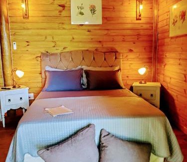 Paraty Bed & Breakfast | Pet-Friendly Chalés Paris with Oceanfront Views & Spa