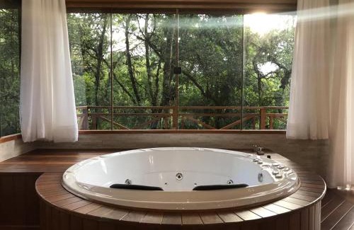 Monte Verde Cabin | Top-Rated Chalés Recanto das Montanhas with Hot Tub & Breakfast