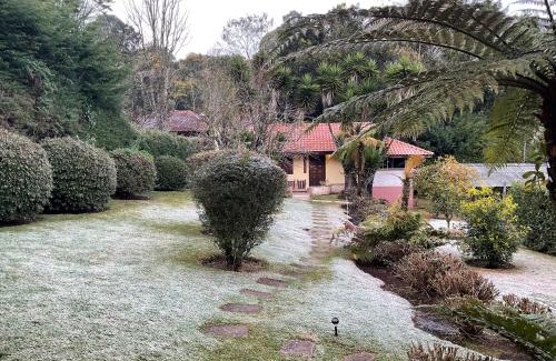 Monte Verde House | Unwind at Chalés Requinte da Mantiqueira - Pet Friendly Retreat