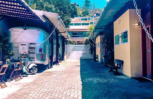 Praia Grande Cabin | Cozy Chalés Rose Pinon with Kitchen Amenities & Great Reviews